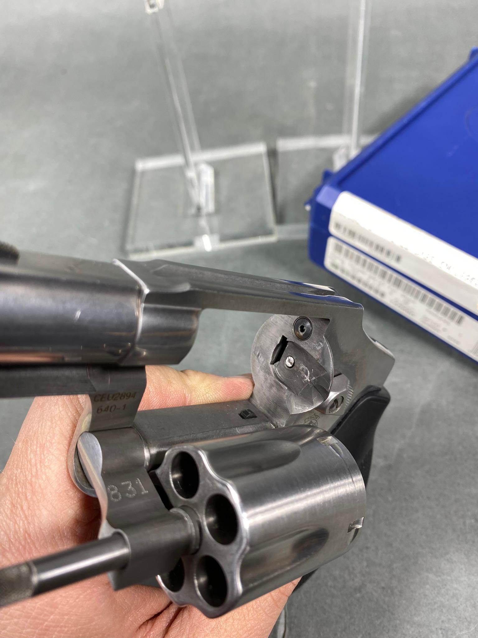 Smith & Wesson Model 640-1 357 Magnum Revolver Hammerless