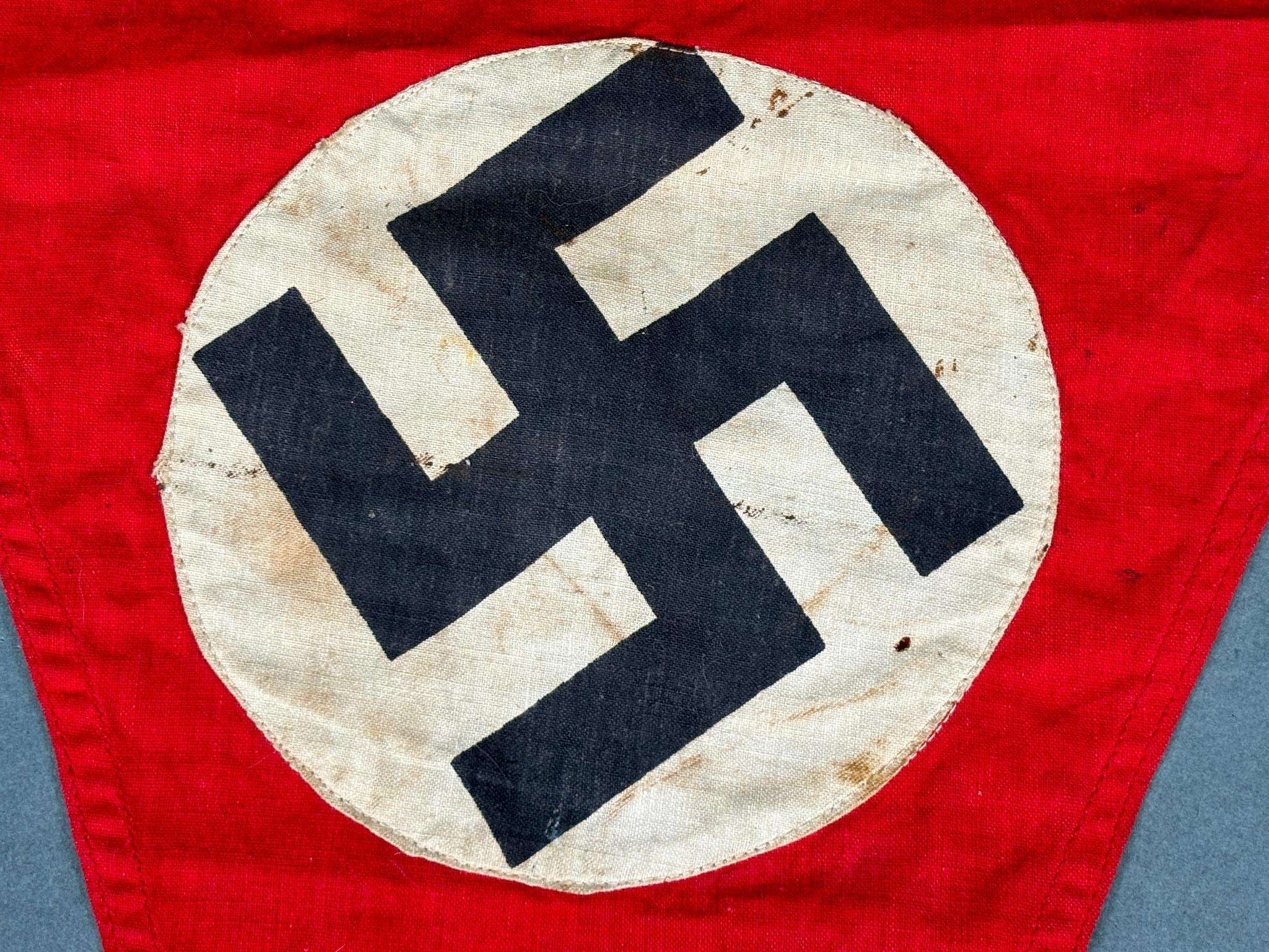 WWII NAZI GERMAN NSDAP PENNANT - FLAG
