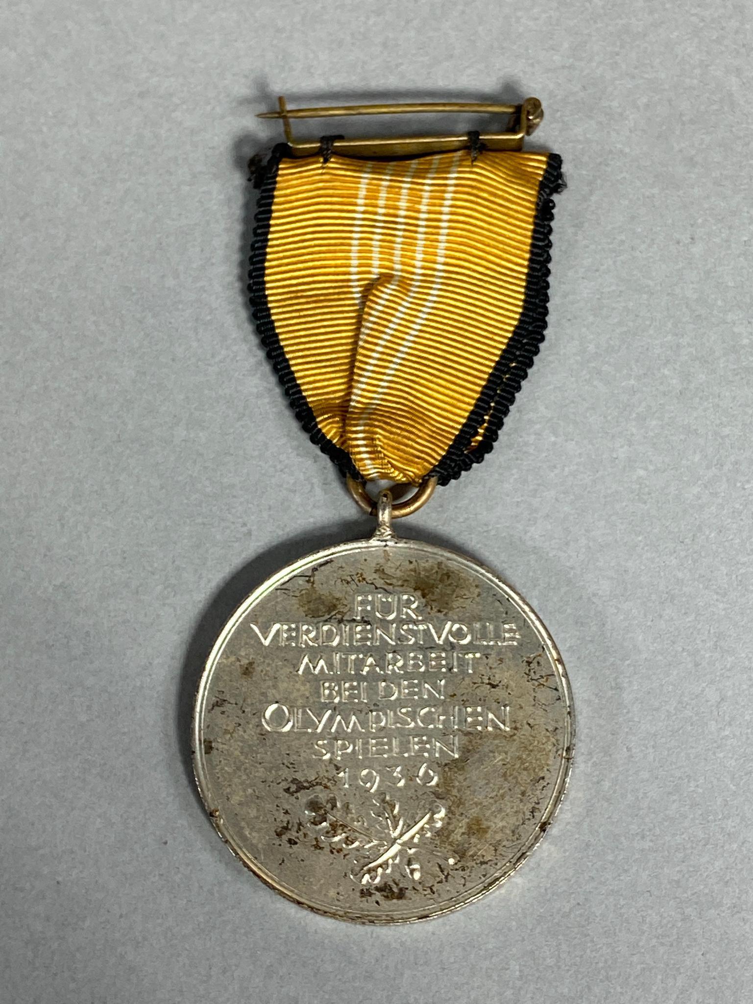 WWII GERMAN 1936 OLYMPICS COMMEMORATIVE MEDAL