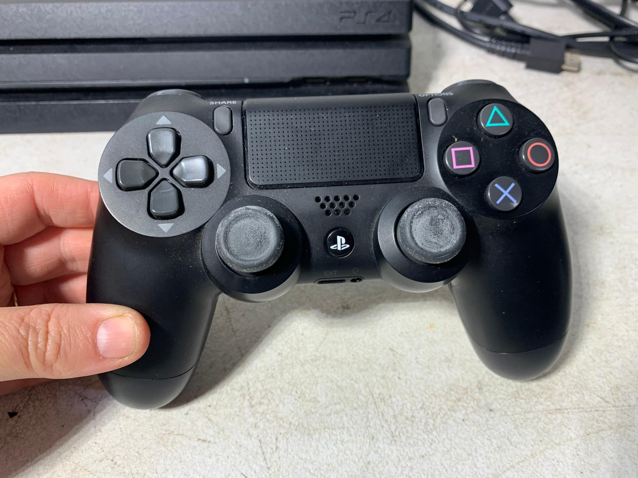 Sony PS4 Console with Controller and Cords