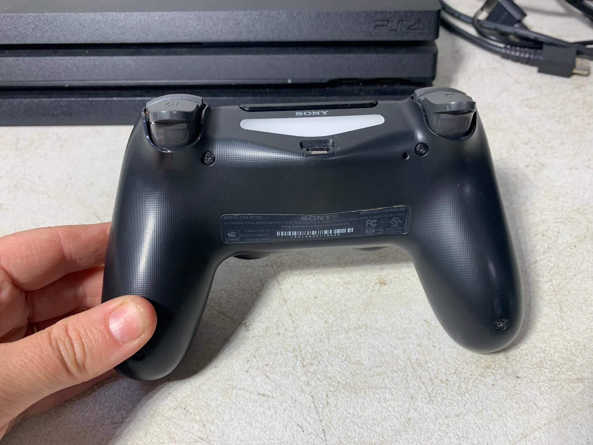 Sony PS4 Console with Controller and Cords