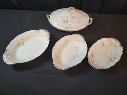 Early matching Warwick china tourine and serving dishes