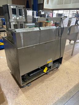 imperial gas double fryer with hatco glo ray food warmer