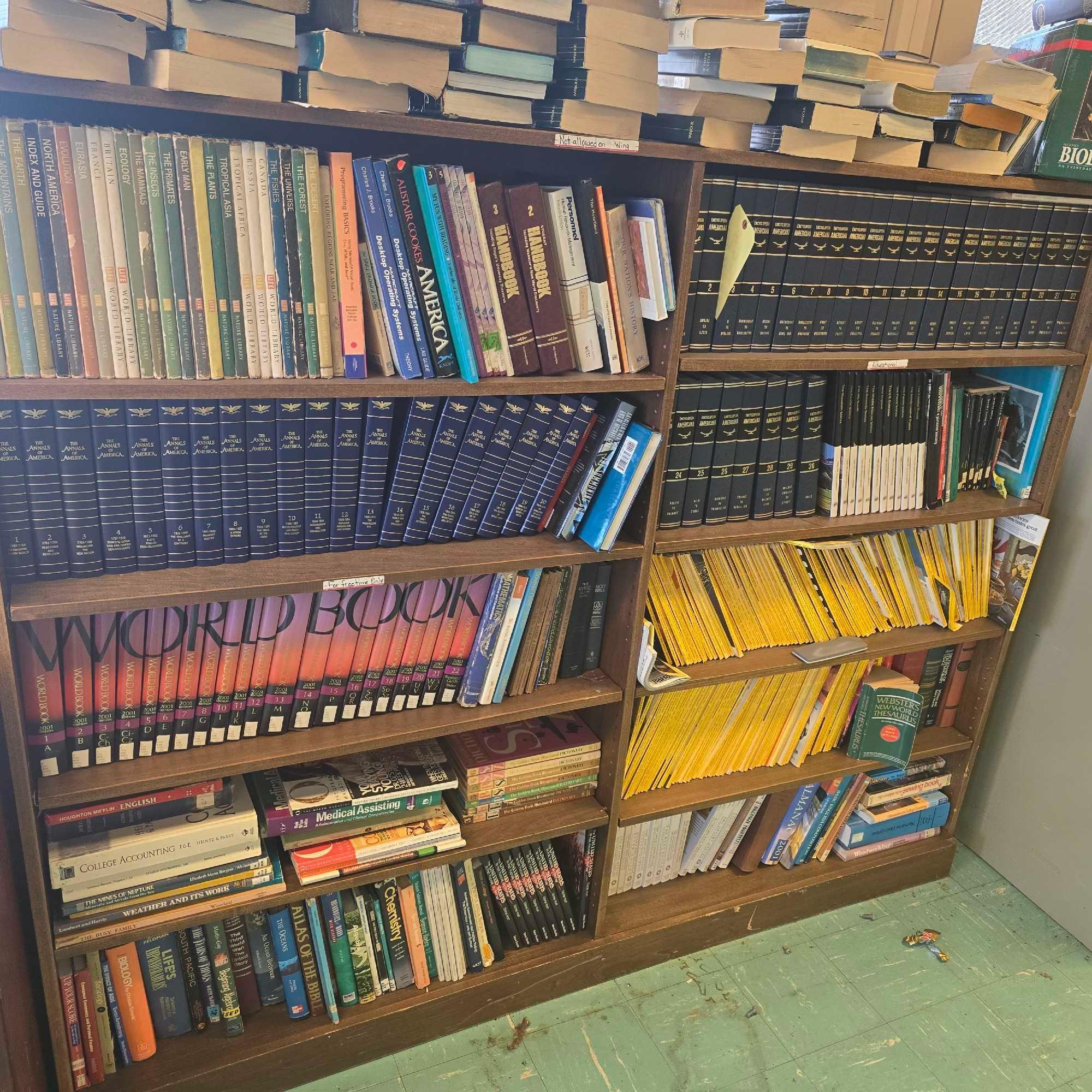 6ft wide book shelf and books