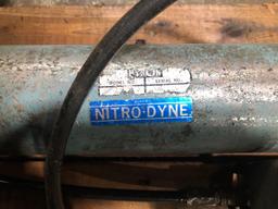Hyson Nitro-Dyne hydraulic ram cushion.