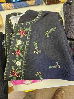 Lady's sweaters, bid x 3