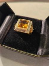 Man's 14k yellow gold ring