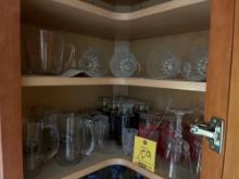 Cups, mugs and glassware