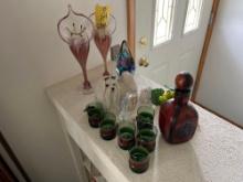Cups, glassware, and decor