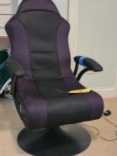 Electronic gaming chair