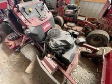 CINCINNATI OHIO / Toro Grandstand mower