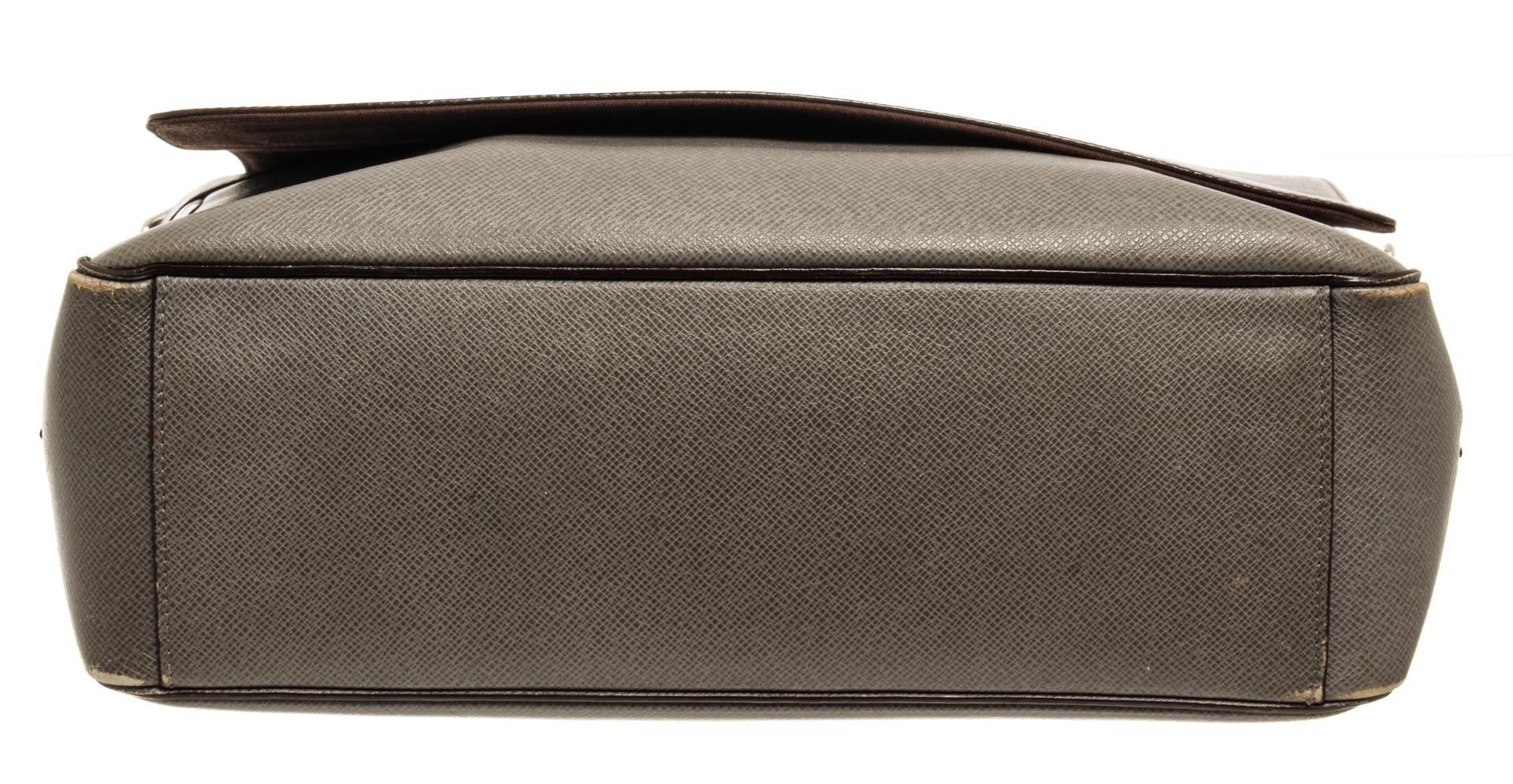 Louis Vuitton Brown Roman GM Messenger Bag