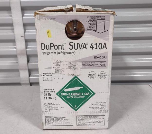 Bottle Of DuPnt Suva 410A Refrigerant