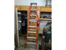 Blue Ribbon 8' Fiberglass Stepladder