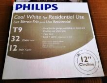 LOT OF 24 NEW PHILIPS 391177 FC12T9/COOL WHITE PLUS CIRCLINE BULBS