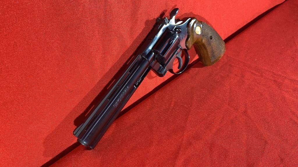 Colt Diamondback 22LR Revolver SN#P79254