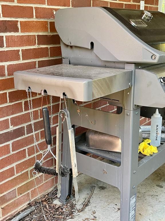 Used Weber Gas Grill With Cover