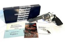 Smith & Wesson Model 629 44 Cal. Classic Stainless Revolver Pistol NIB