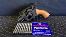 Champ 209 Starter Pistol with 100 Winchester 209 Primers & Uncle Mikes Holster