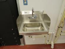 NEW BOOS STAINLESS STEEL HAND SINK
