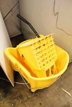 MOP BUCKET