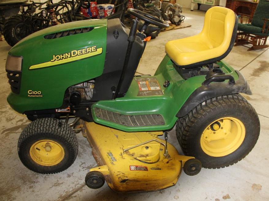 John Deere G100 Automatic Riding Lawn Mower