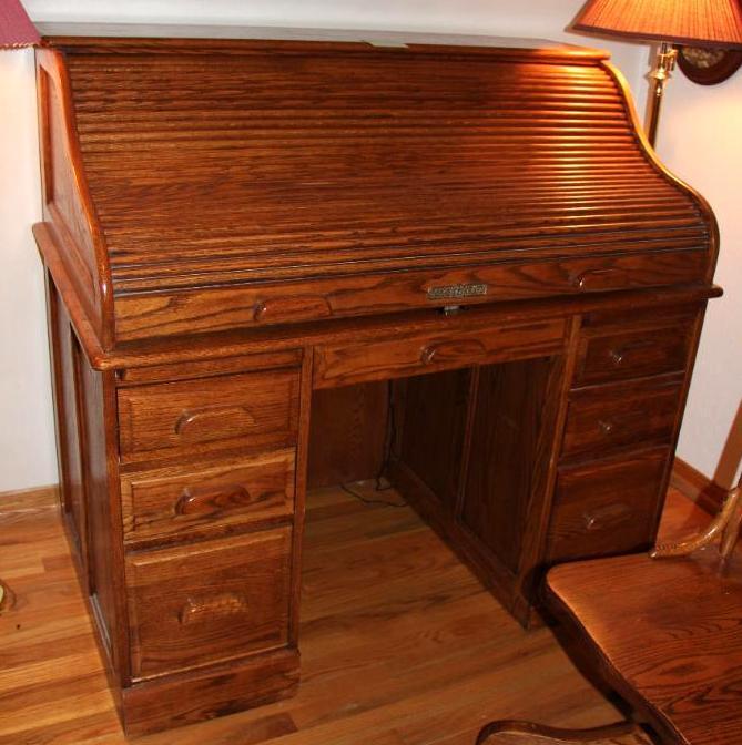 Excellent Oak Craft Roll-Top Desk with Wood Chair