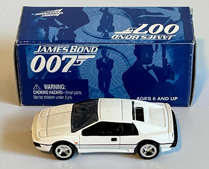 James Bond 2003 Johnny Lightning Die-Cast Cars Collector Cars