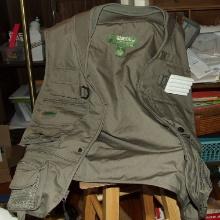 Gander Mountain Hunting-Fishing Vest Size XL