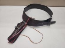 44" LEATHER GUN BELT WITH HOLSTER