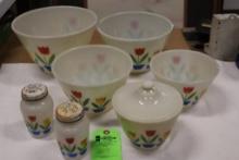 Fireking Tulip Pattern Nest of Four Bowls, grease bowl w/lid and S & P's