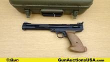 Daisy POWER LINE 777 .177 Pistol. Good Condition. Pellet Features a Matte Black Finish Overall, Fron