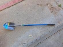 Kobalt heavy duty digging shovel with fiberglass handle