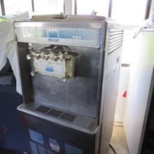 Taylor Ice Cream Machine Mo 754-33 208 230V Only Right Side Works