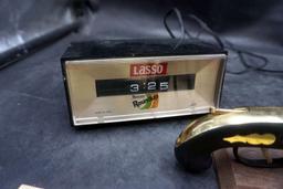 Lasso Monsanto Roundup Electric Clock & Gun Lighter