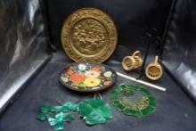 Flower Tray, Caddy W/ Wicker Cup Holders, Glass Clover Pieces, Golden Plate