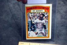 1972 Topps Roberto Clemente Baseball Card