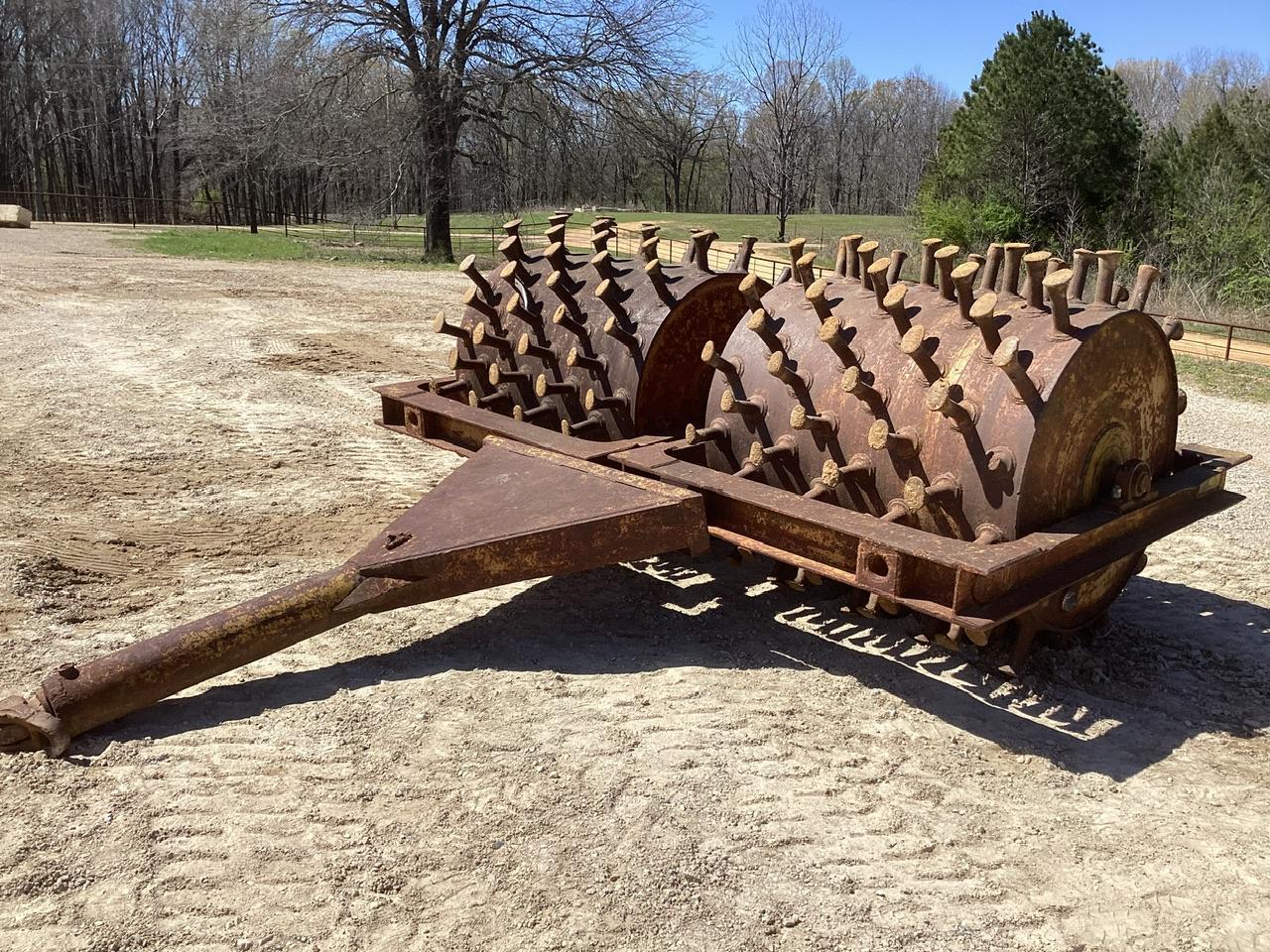 Tampo S2 Pull Type Sheeps Foot Roller