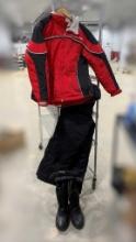 WOMEN'S MEDIUM SNOW SUIT WITH BOOTS AND GLOVES
