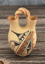T Toya Jemez Pueblo Pottery Wedding Vase