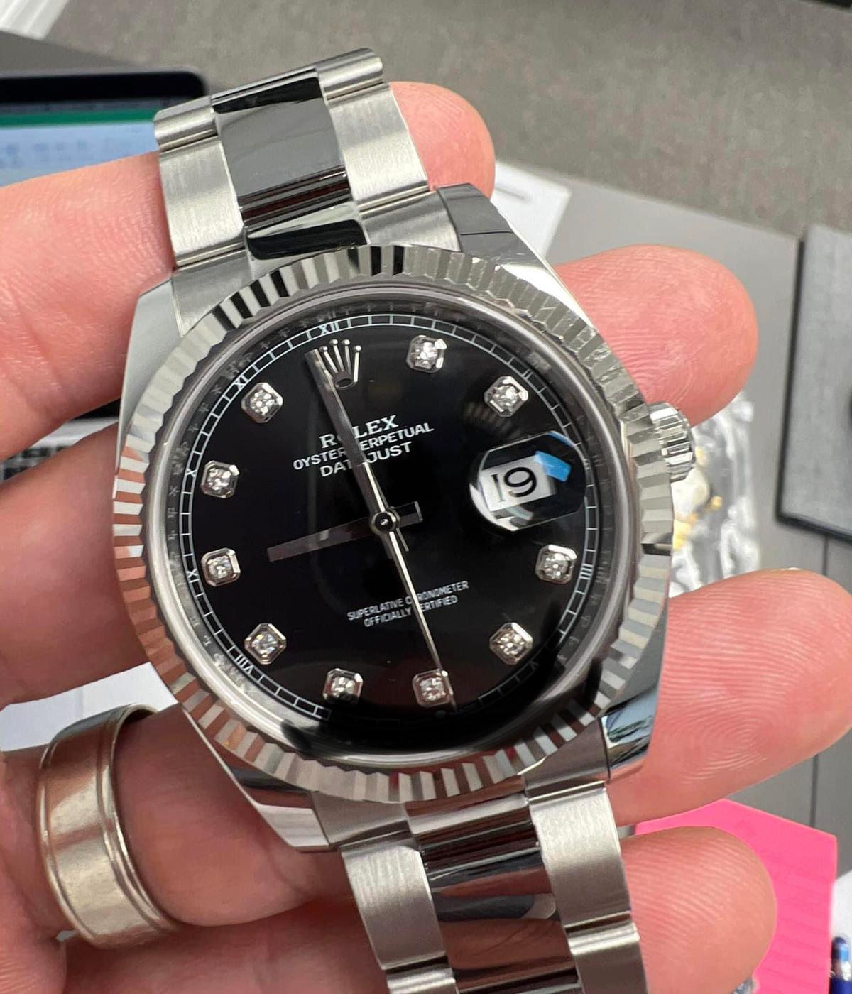 Rolex OysterPerpetual Datejust 41mm Black Dial w/Factory Diamonds Comes with Box & Papers