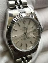 Used Ladies 26mm Oysteperpetual Rolex Comes with Box & Papers