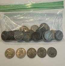 LOT OF 52 PIECES OF GREAT BRITAIN SHILLINGS COIN