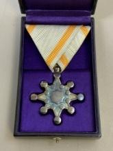 WWII JAPANESE ORDER OF SACRED TREASURE 6th CLASS WITH BOX