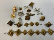 VINTAGE UK BRITISH  LOT OF MILITARY BADGES AND PINS