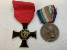 ITALY LOT OF 2 WWI/WWII MEDALS