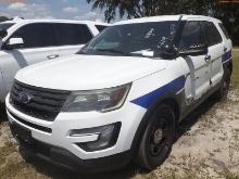 5-06219 (Cars-SUV 4D)  Seller: Gov-City Of Clearwater 2016 FORD EXPLORER