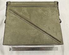 LARGE US MILITARY AMMO CAN WITH REMOVABLE LID - OD GREEN