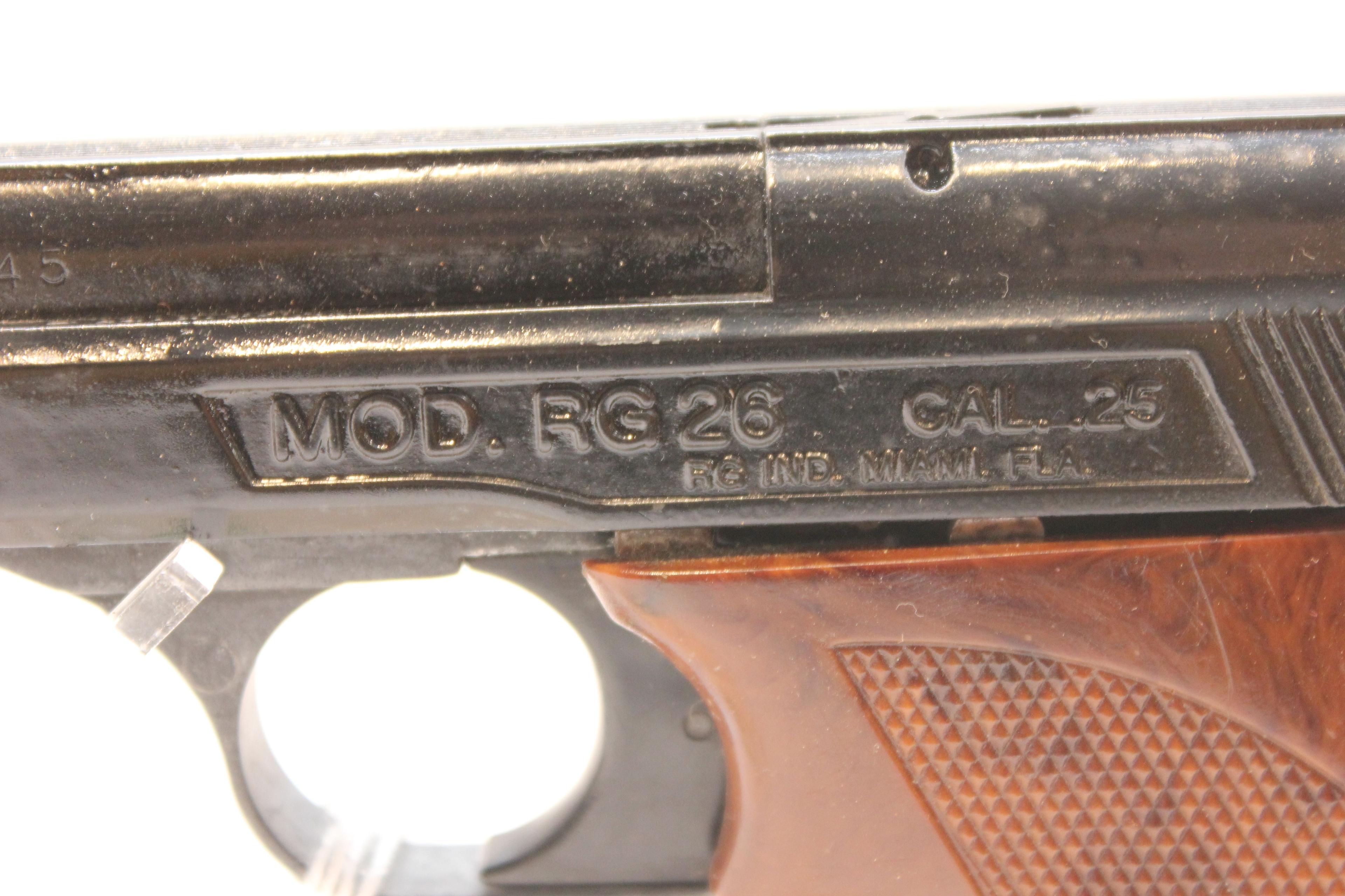 R.G. Model 26 .25 Auto Cal. Semi-Auto Pistol w/Brown Bakelite Grips and 8 Rd. Magazine; SN 005445