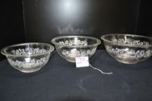 Set of 3 Pyrex Colonial Mist Clear Mixing Bowls; Mfg. 1980s